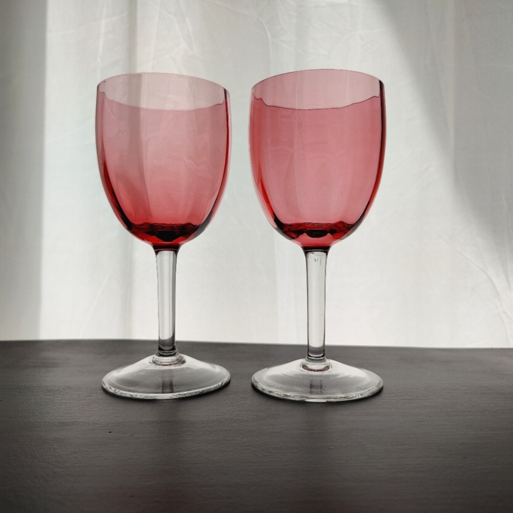 2 Pink 🩷 | 8 oz | Wine 🍷 Glasses